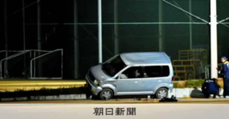 埼玉栄高車横転事故、鍵管理怠り監督とコーチ書類送検 業務上過失致死傷の疑い