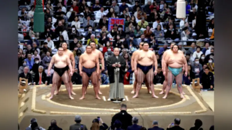 横綱大の里、引き技で墓穴を掘り若隆景に敗れる 昇進後初の黒星発進