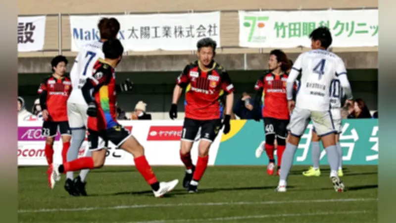 カズ、福島ホームデビューで歓声…Ｕ長野に逆転勝利「声援が背中を押してくれている」