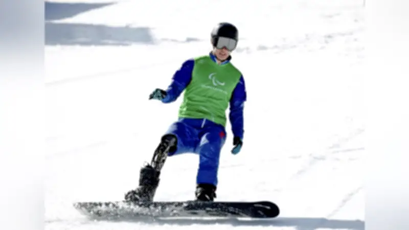 半井重幸が語る小須田潤太の美学 義足むき出しのスノボに映る生きざま