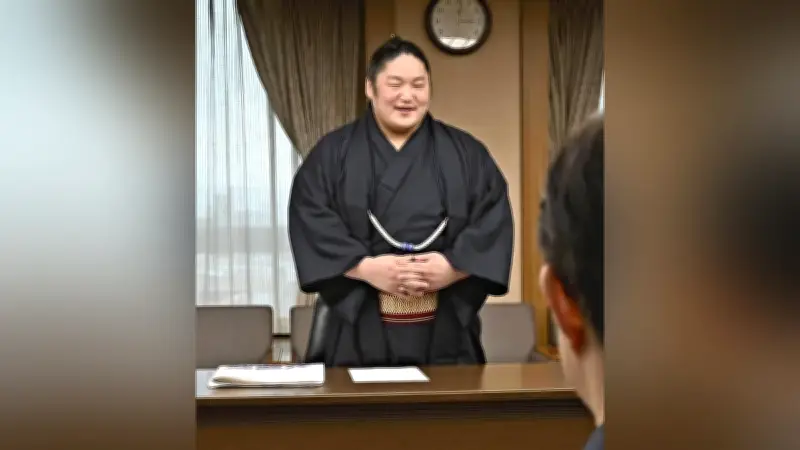 藤青雲関が幕内昇進を報告 熊本県知事に活躍誓う