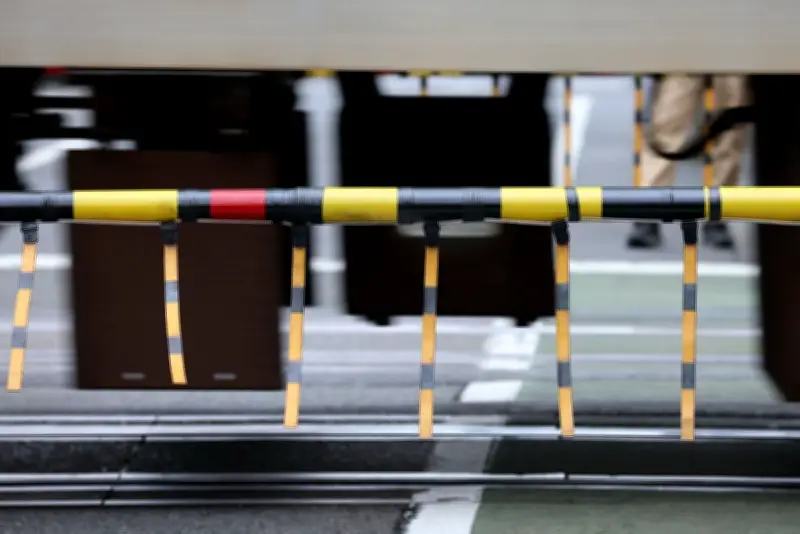 知的障害者施設の踏切事故死、元職員を書類送検 安全管理怠った疑いで業務上過失致死