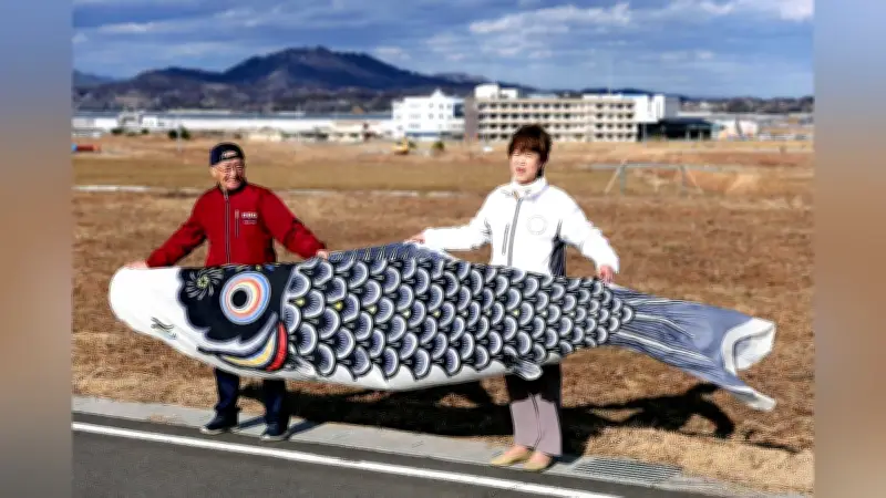 震災直後の希望「こいのぼり」再び空へ、犠牲者への思い込め宮城で掲揚