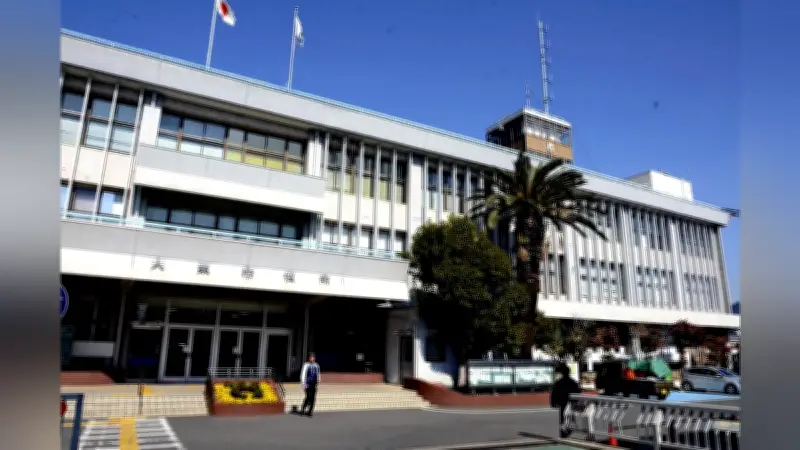 大東市庁舎、現在地での全面建て替えへ方針転換 劣化深刻で耐震化困難に