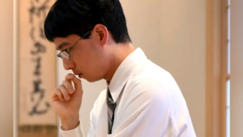 棋聖戦第５局、一力棋聖の反発で緊迫局面に 芝野十段が中央大石に襲いかかる