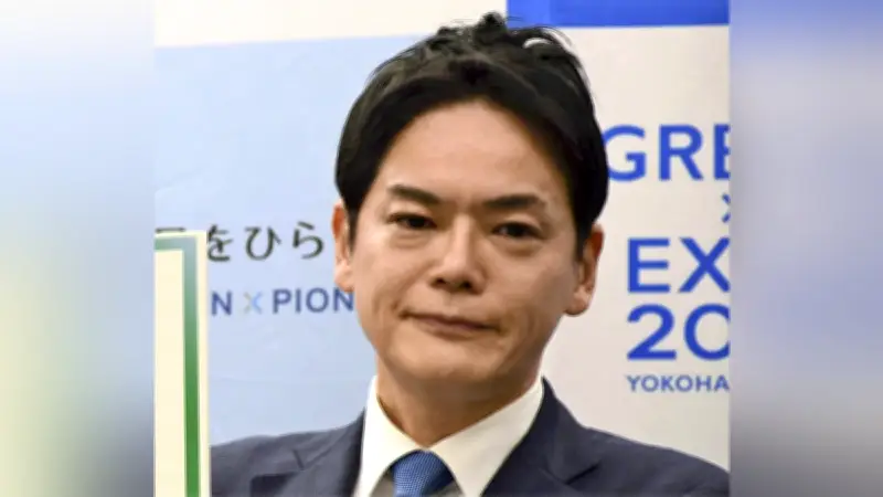 横浜市長、パワハラ告発受け給与増額据え置き 調査終了まで判断保留