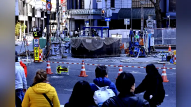 大阪・新御堂筋の高架部分、交通規制を解除 巨大鋼鉄管隆起の影響で