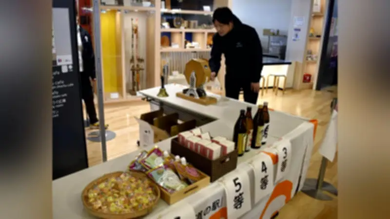 宮崎県都城市の道の駅「都城ＮｉＱＬＬ」来場者４００万人達成、記念抽選会で大盛況