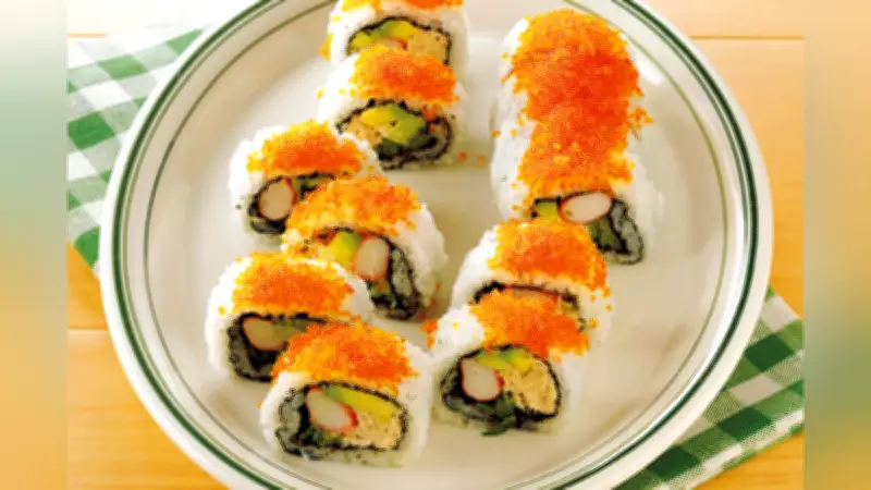 春の彩りを楽しむカリフォルニアロールの作り方、定番の味わいを家庭で再現