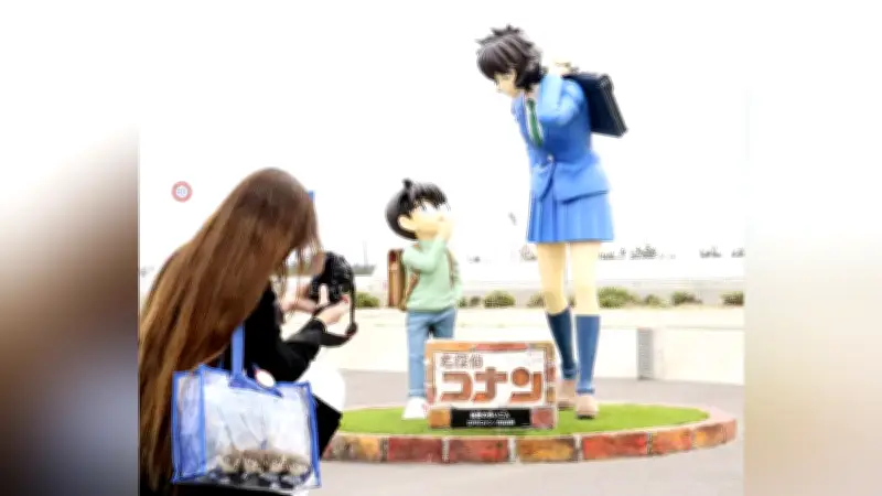 「名探偵コナン」新オブジェが鳥取県北栄町に登場、世良真純とコナンの秘密の会話を再現