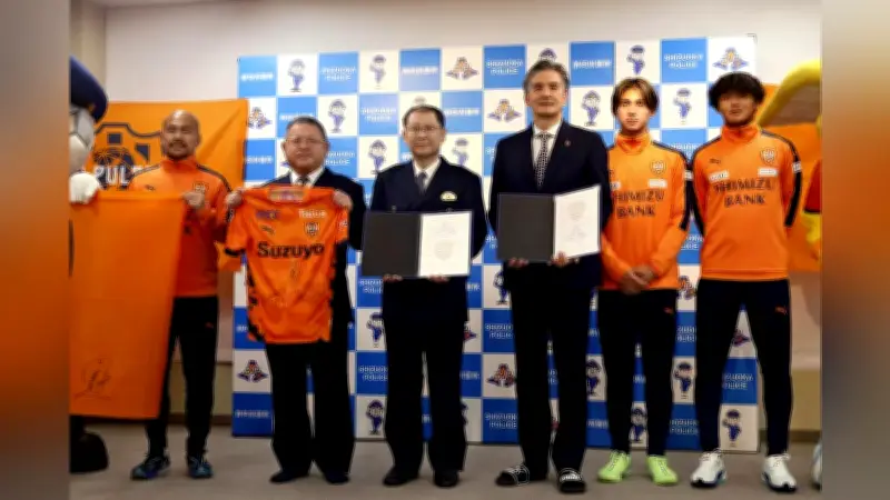 静岡県警と清水エスパルスが広報連携協定を締結、交通安全啓発を強化