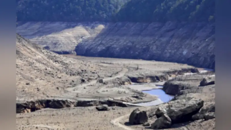 愛知県宇連ダム貯水率0％、節水率引き上げで深刻な水不足対策