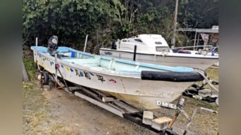 辺野古沖船転覆事故、女子生徒の救命胴衣が船体に引っかかり救助遅れる