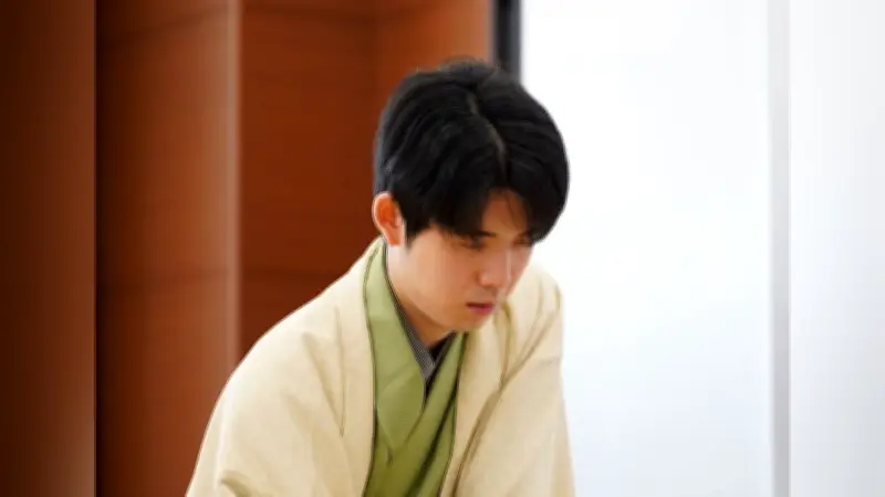 藤井聡太竜王が王将戦第６局で勝利、３勝３敗のタイに戻し最終局へ