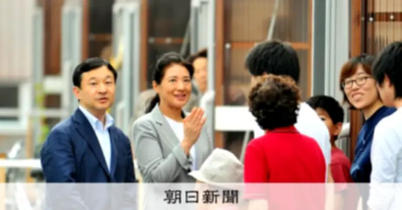 両陛下の被災地訪問、「令和流」の心の交流で悲しみ分かち合う