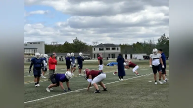 清風中高アメフト部、同志社大生から指導受け合同練習で意識向上