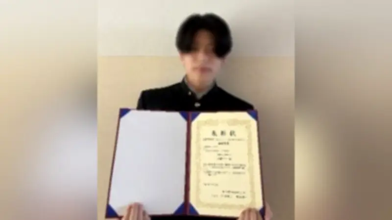 獨協埼玉高校生が日本生理学会で最優秀賞、ナメクジの組織像研究で栄誉