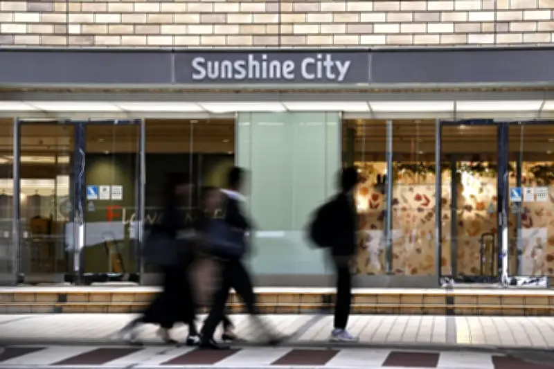 池袋サンシャインシティで女性刺殺 防犯カメラに倒れた後も襲撃の執拗な様子