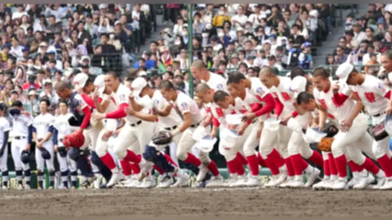 智弁学園、バッテリーの信頼で決勝進出 杉本投手が角谷捕手のリードに全幅の信頼