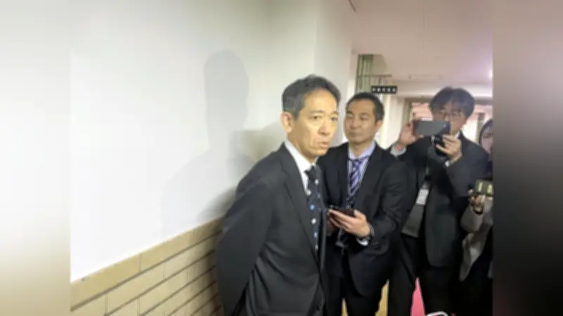 財務官が円安に強硬姿勢「断固たる措置が必要」原油先物介入も視野に