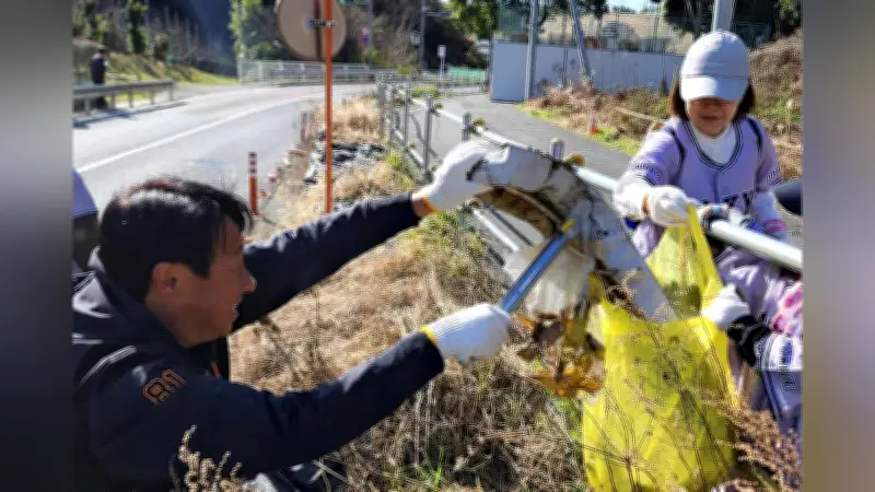 Gタウン開業1周年記念イベント、宮本和知さんら100人で清掃活動や福男レース開催