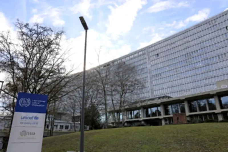 ILOが警告：生成AIが女性職種を脅かす、男女格差拡大のリスク高まる