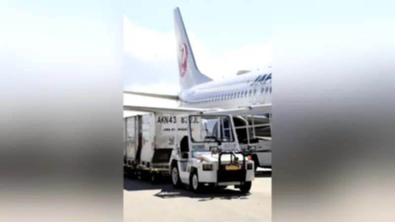 広島空港でJALが廃食油燃料を導入、CO2排出削減へ新たな一歩