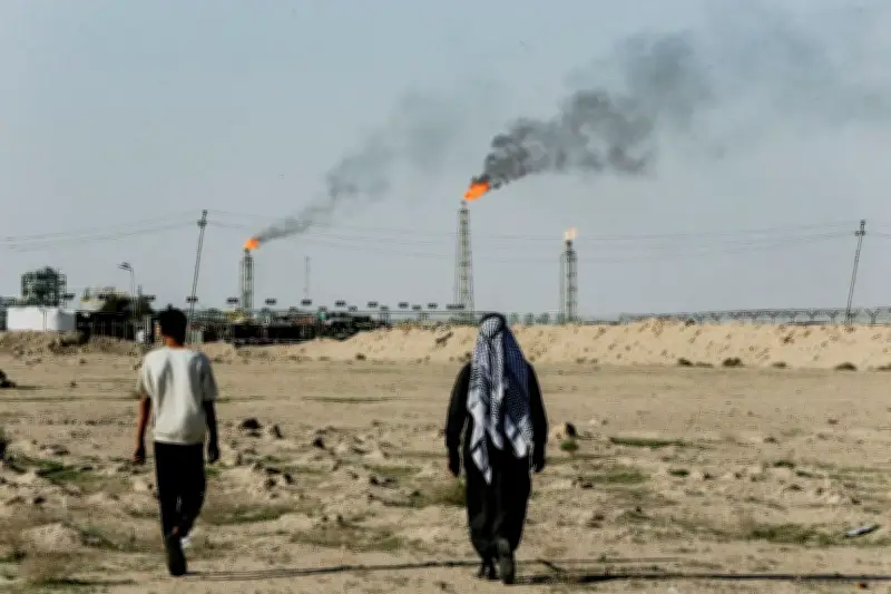 NY原油先物、約3年半ぶり高値 終値95ドル台、中東情勢悪化で供給懸念強まる