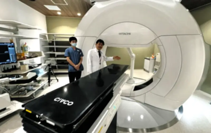 栃木県足利赤十字病院が最新鋭放射線治療装置「OXRAY」を導入、2026年4月から運用開始