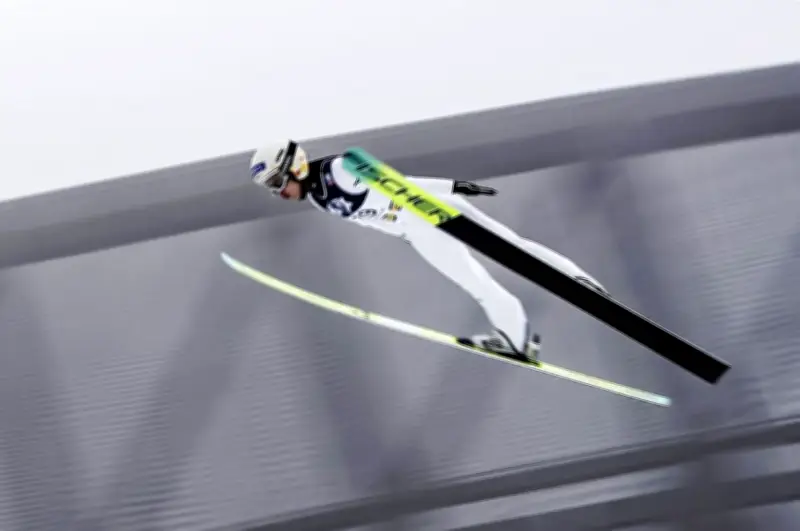 丸山希がW杯ジャンプ女子第29戦で2位入賞、3戦連続表彰台に輝く