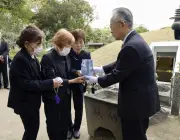 被爆13歳少女の遺骨返還、遺髪DNA鑑定で78年ぶり身元判明 広島市が遺族に引き渡し