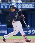 ヤクルトが開幕2連勝、鈴木叶の勝ち越し二塁打でDeNAを下す