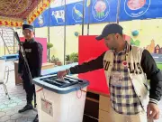 ネパール政変後初の総選挙実施、ラッパー前市長が注目の的