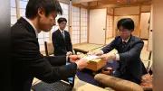 棋聖戦第５局、芝野十段が１０１手目を封じて１日目終了 中央の大石の生死が焦点に