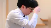棋聖戦第５局、芝野十段秒読み突入 一力棋聖が黒の嫌味を突く緊張の攻防