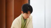 藤井聡太竜王が王将戦第６局で勝利、３勝３敗のタイに戻し最終局へ