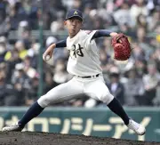神村学園・龍頭が６安打完封で横浜を完封　高校野球で好投