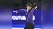 世界フィギュア男子SP、佐藤駿が4位、鍵山優真6位 米マリニンが首位発進
