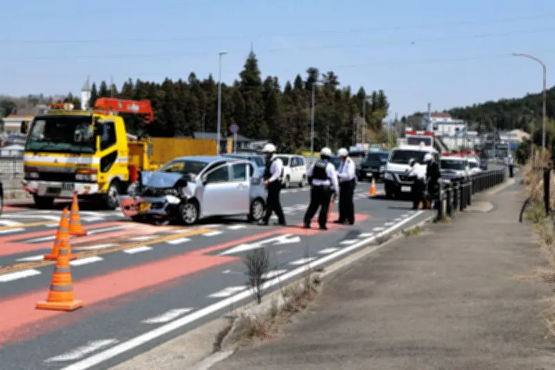 岐阜県恵那市で国道19号玉突き事故、80歳男性が死亡 3台絡む衝突