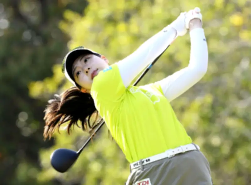菅楓華が単独首位に躍進 ヤマア・レディース葛城第2日 20歳の新星が通算5アンダーでトップ