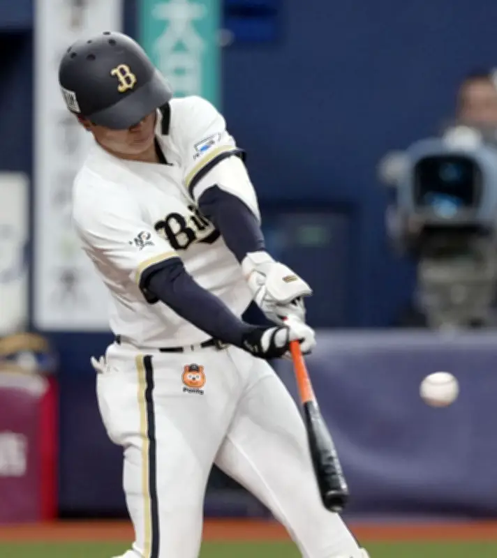 オリックスが3連勝、太田が3打点の活躍で日本ハムに4-2勝利