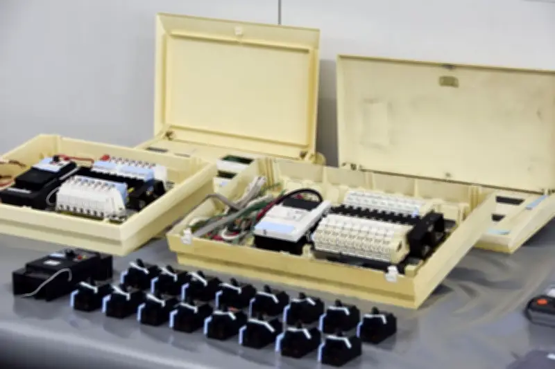 電気工事詐欺で4人逮捕 リスティング広告悪用し被害4700万円超