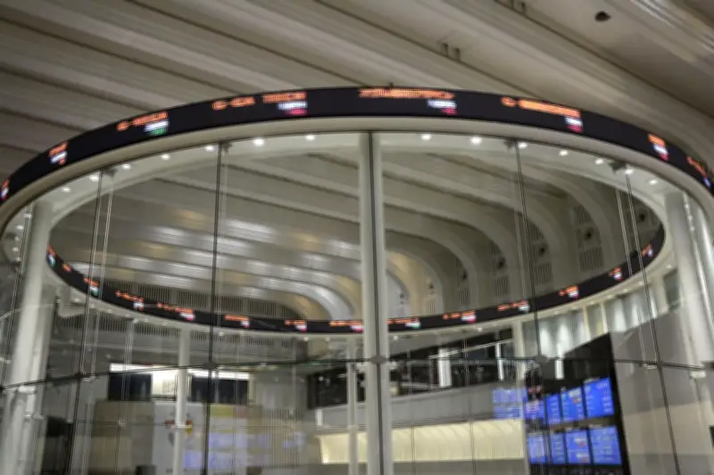 東京株式市場が反落、421円安 原油価格上昇で景気懸念が膨らむ