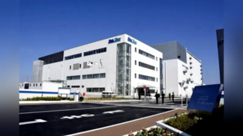 信越化学工業、伊勢崎に56年ぶり国内新工場完成　AI向け半導体材料を生産