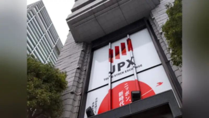 日経平均株価が一時600円超上昇、5万6500円台で堅調推移