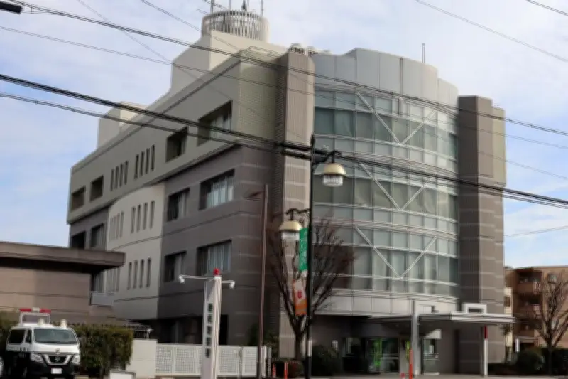 「俺は短気だから本当にさすぞ」中学生に鎌を向け脅迫、78歳男を逮捕