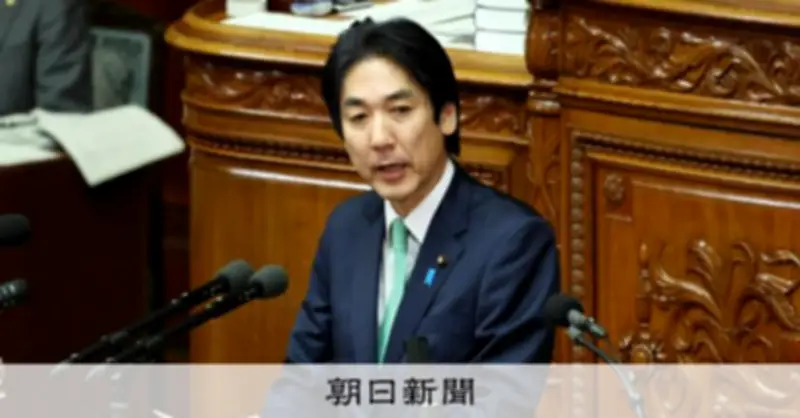 城内実経済財政担当相が靖国神社に参拝　高市政権発足後、閣僚初の参拝か