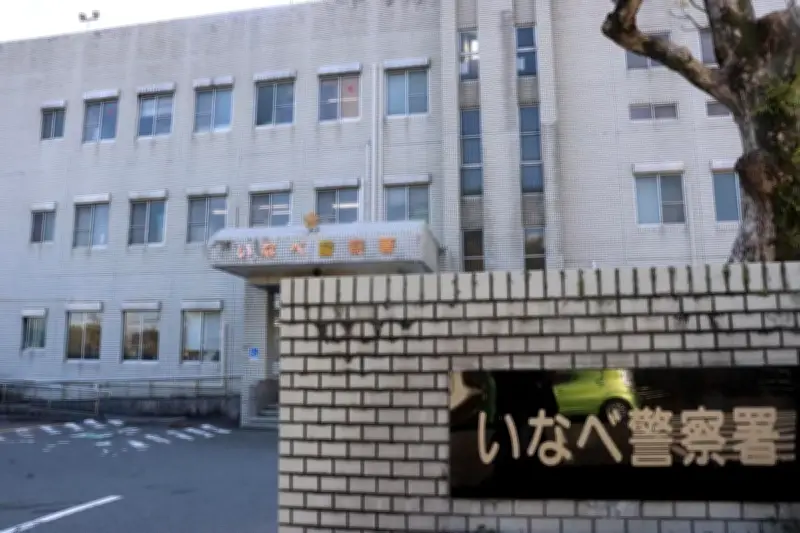 三重県いなべ市でバイクと軽トラックが正面衝突 バイクの男性が死亡