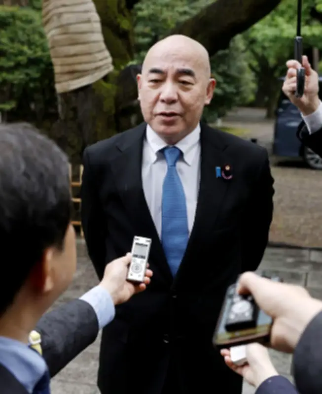 首相、靖国神社春季例大祭に参拝せず真榊奉納 中国韓国に配慮か