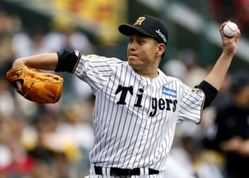 阪神、無失点継投で広島に完封勝ち 佐藤のソロ本塁打で今季初勝利